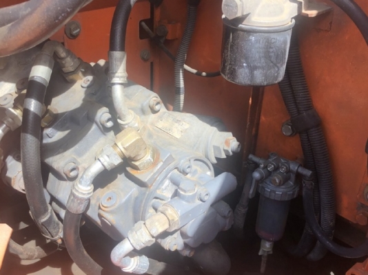 ขายรถขุด HITACHI ZX75US-3 ปี 2010 หัวกระแทก นำเข้าเองจากญี่ปุ่น สภาพพร้อมใช้ มีVDOการทำงานครับ