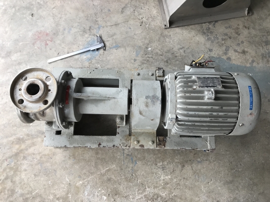 ขายปั๊มน้ำหอยโข่งหัวปั๊มสแตนเลส Goulds Pump made in USA แรงดันสูง ทนการกัดกร่อนสูง พร้อมมอเตอร์ Mitsubishi 5HP. 380V 2900rpm. ขนาดเข้า 2.5นิ้ว ออก 2นิ้ว สภาพสวย หมุนนิ่ม พร้อมใช้งาน