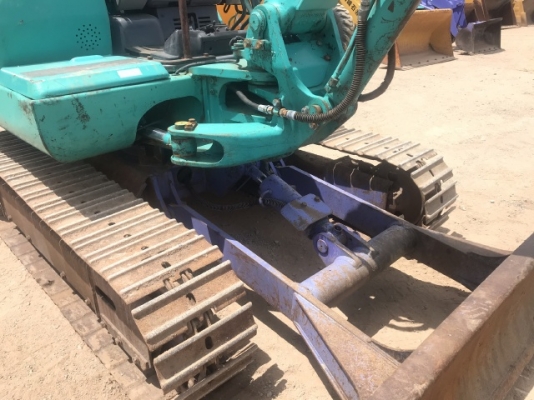 ขายรถขุด KOMATSU PC30-7E ปากคีบ (3,xxx ชั่วโมง) นำเข้าเองจากญี่ปุ่น สภาพพร้อมใช้ มีVDOการทำงานครับ