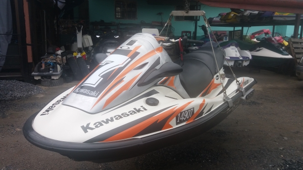 ขออนุญาต ขาย KAWASAKI STX1100cc.เก่าญี่ปุ่น 3 ที่นั่งมีถอยหลัง เรือพร้อมขับ ขออนุญาต ขาย KAWASAKI STX1100cc.เก่าญี่ปุ่น 3 ที่นั่งมีถอยหลัง เรือพร้อมขับ
