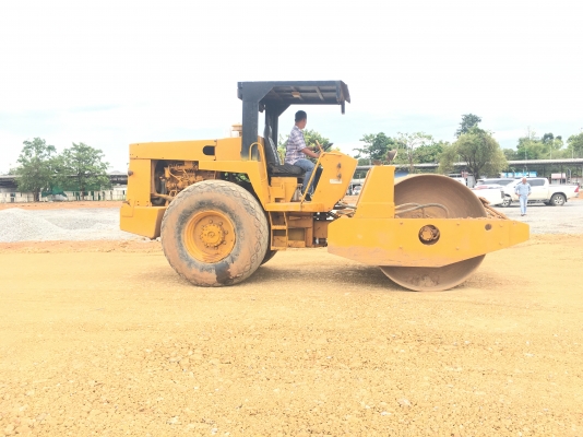 ขายรถบดไดนาแพ๊ก10ตันสวยพร้อมใช้งาน