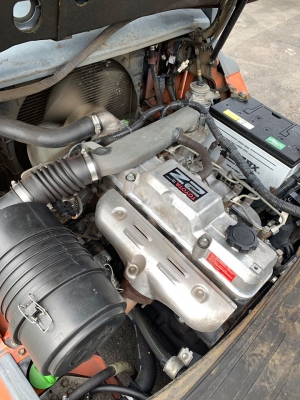 ขาย TOYOTA 8FDJ35 รถมือ 2 นำเข้าจากประเทศญี่ปุ่น เสา 5 เมตร งาฮิ้ง เกียร์ธรรมดา