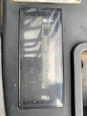 ขาย TOYOTA 8FDJ35 รถมือ 2 นำเข้าจากประเทศญี่ปุ่น เสา 5 เมตร งาฮิ้ง เกียร์ธรรมดา