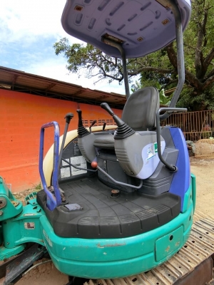 ขายรถขุดแบคโฮ KOMATSU 30MR-1ขนาดPc30 รถเก่านอกแท้100\% สวยเดิมๆ (คอลโทนสั้น ปั๊มนิ้ว แทรคเหล็กใหม่) ระบบไว รถพร้อมใช้งาน เอกสารใบอินวอยครบ  ราคา 400,000 ต่อรองได้ ☎ติดต่อ 096-3268553 (สถิตย์พันธ์) ????ID LINE 0963268553 ร้านรุ่งเจริญแทรกเตอร์ อำเภอพระพุทธบ