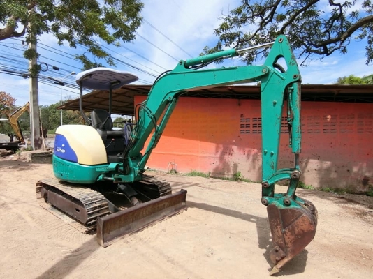 ขายรถขุดแบคโฮ KOMATSU 30MR-1ขนาดPc30 รถเก่านอกแท้100\% สวยเดิมๆ (คอลโทนสั้น ปั๊มนิ้ว แทรคเหล็กใหม่) ระบบไว รถพร้อมใช้งาน เอกสารใบอินวอยครบ  ราคา 400,000 ต่อรองได้ ☎ติดต่อ 096-3268553 (สถิตย์พันธ์) ????ID LINE 0963268553 ร้านรุ่งเจริญแทรกเตอร์ อำเภอพระพุทธบ