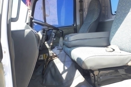 (รถยกเฉพาะกิจ) เบรคจิฟฟี่ พวงมาลัยพาวเวอร์ Hino 6 ล้อ Fc4j 145 แรง  มีวินพร้อมต่อระบบต่อลากจูง ยางดี 6 เส้น สภาพพร้อมใช้ ราคา 585,000 บาท ติดต่อ 089-5367218. 081-4252943