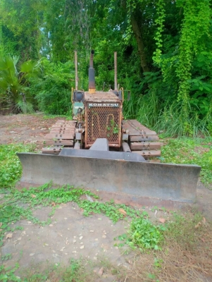 KOMATSU D20P-6