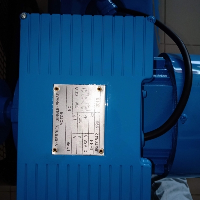 ปั๊มลมของใหม่ยี่ห้อ m z b ขนาด 70