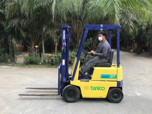 ขายFORKLIFT KOMATSU รุ่นFG07-2(700kg)(เบนซิล) สวยเดิมจากญี่ปุ่น ยังไม่เคยใช้ในไทย 85,000เท่านั้น!!