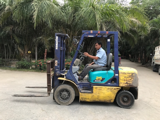 ขายFORKLIFT KOMATSU FD25-14(3ตัน) เสา3.0เมตร(ฟรูฟรี้) สวยเดิมจากญี่ปุ่น ยังไม่เคยใช้ในไทย 235,000เท่านั้น!!