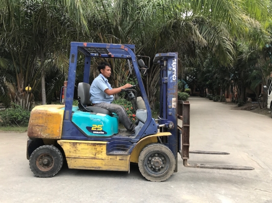 ขายFORKLIFT KOMATSU FD25-14(3ตัน) เสา3.0เมตร(ฟรูฟรี้) สวยเดิมจากญี่ปุ่น ยังไม่เคยใช้ในไทย 235,000เท่านั้น!!
