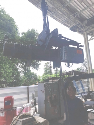 ขายครับ #รอกฮิตาชิ1ตันพร้อมใช้  ขึ้น`ลง  ซ้าย+ขวา  #ราคา20000บาท สอบถามได้ครับ