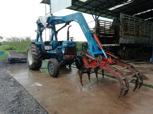 ขายรถไถFORD.6600.T3พร้อมเครื่องคีบอ้อยเเสงกลึงสภาพพร้อมใช้งาน