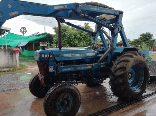 ขายรถไถFORD.6600.T3พร้อมเครื่องคีบอ้อยเเสงกลึงสภาพพร้อมใช้งาน
