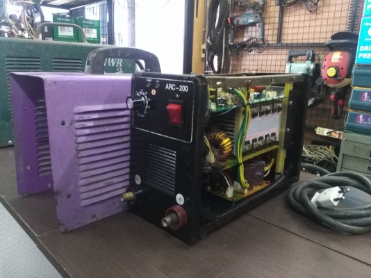 ตู้เชื่อมระบบการ์ด3ชั้นคุณภาพดีนิ่มทนทาน arc 200