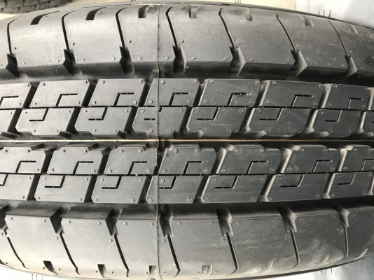 ล้อ isuzu ขอบ 15 พร้อมยางปี 19