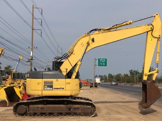 ขายรถขุด KOMATSU PC228US-3 (รุ่น 7) ปี 2008 นำเข้าเองจากญี่ปุ่น สภาพสวยพร้อมใช้ มีVDOการทำงานครับ