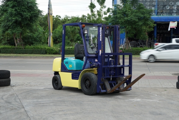 ขายถูกมาก Komatsu FD25HC-12 ขนาดยก2.5ตัน เครื่องยนต์ดีเซล เสาสูง3เมตร สวยแห้งเดิม จากประเทศญี่ปุ่น