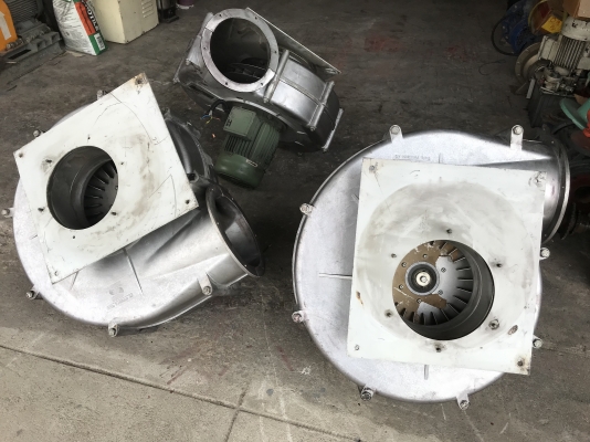 ขายโบลเวอร์แรงดันสูง ดูดฝุ่น-ดูดอากาศ Stafa Ventilator 3HP. 380V made in Switzerland โครงและใบพัดอลูมิเนียม สภาพสวยมาก หมุนนิ่ม ให้ลมแรง พร้อมใช้งาน มี 3ตัวครับ ราคาตัวละ 9,800 บาท