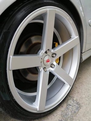 ล้อ Vossen CVT3 ขอบ20 สภาพสวย ไม่มีซ่อม ราคาไม่แพง