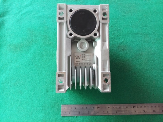 เกียร์ทด NMRV รุ่น 063 อัตราทด 1:60 เพลา 25/15 มิล