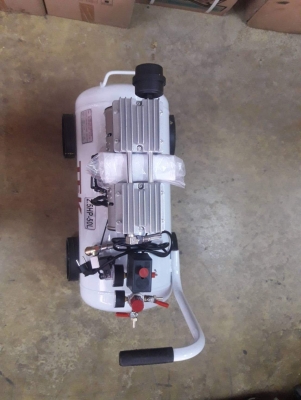 ปั๊มลม ออยฟรี ขนาดถัง50ลิตร