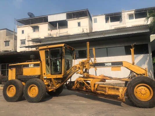 รถเกรด Cat140H-APM ปี 2004 พร้อมสแกนริฟาย รถเก่านอก สภาพดี    -เครื่องยนตร์ 3176   สนใจติดต่อ 065 639-3623