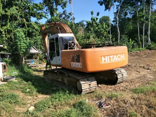 ขายHITACHI EX200-2 ไฟตัดเอกสารเล่มช่วงล่างสวยราคา 550,000 ต่อรอง