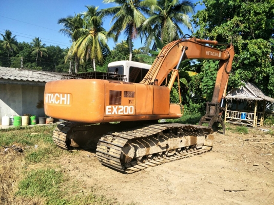 ขายHITACHI EX200-2 ไฟตัดเอกสารเล่มช่วงล่างสวยราคา 550,000 ต่อรอง