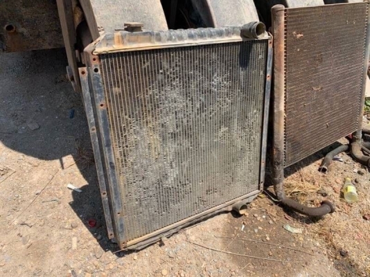 ขาย 15,000 ต่อรอง หม้อน้ำ HITACHI EX200-3 สภาพสวยพร้อมใช้  รถอยู่  นครปฐม โทร 0610710295  สนใจ รายการสินค้า อื่นๆ ที่ เว็ปไชค์ Truck2Hand https://www.truck2hand.com/index.php?actions=content/search&amp;member_id=136193  Facebook ส่วนตัวทัก Http://www.face