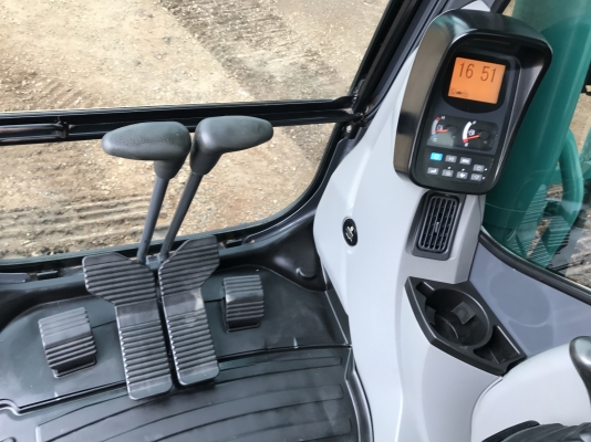 ขายKOBELCO SK200-8 Super-XM (รุ่นสุดท้าย)5800 ชั่วโมง(ฟรีPM7000) สภาพสวย สนใจติดต่อ 081-4283210