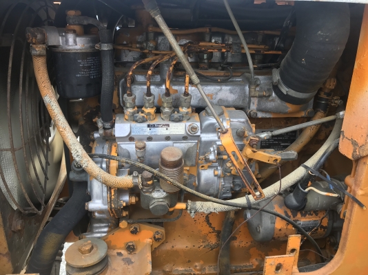 ขายรถตักKOMATSUรุ่น507นำเข้าญี่ปุ่นไม่เคยใช้งานในไทย เอวอ่อน  เครื่องดีเซล4สูบ สภาพดีพร้อมใช้งาน 081-8302909 จิรโรจน์ Line  :  jiraroj2909