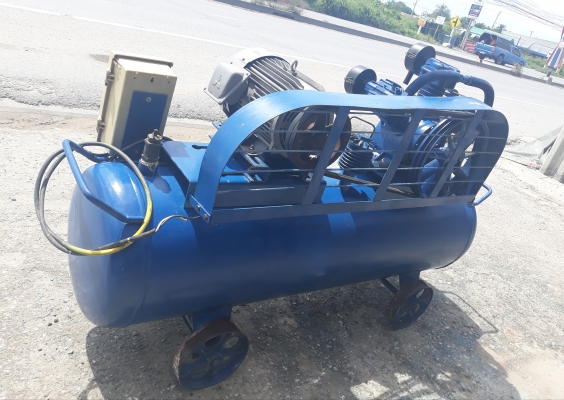 ปั้มลมยี่ห้อPUMA  รุ่น PP35p  มอเตอร์มิตชู 5 แรง ไฟ 220V  ขนาดถัง315 ลิตร สภาพสวย พร้อมใช้งานครับ