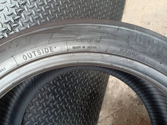 TOYO R888R 275/35ZR18 ยางซิ่งยางซอฟญี่ปุ่น ปี19 TOYO R888R 275/35ZR18 ยางซิ่งยางซอฟญี่ปุ่น ปี19