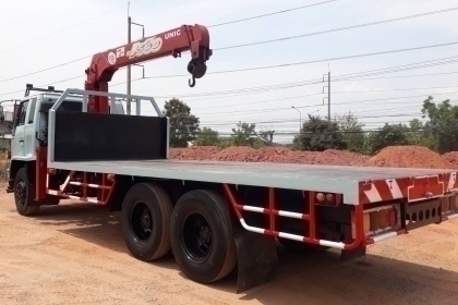 ขาย ISUZU Rocky นางฟ้า 195 แรง พร้อมเครน 5 ตัน รถยาว 7 ม. วางเครนแล้วกระบะเหลือ 6 ม. ติดต่อ 089-5367218. 081-4252943