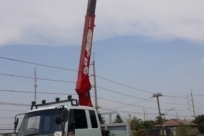 ขาย ISUZU Rocky นางฟ้า 195 แรง พร้อมเครน 5 ตัน รถยาว 7 ม. วางเครนแล้วกระบะเหลือ 6 ม. ติดต่อ 089-5367218. 081-4252943