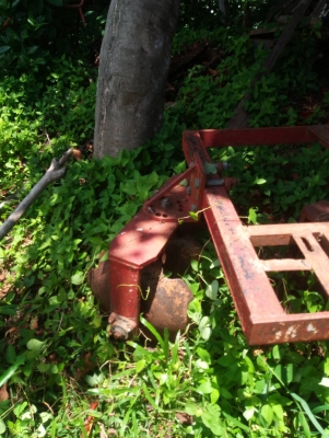 ผานพรวนดิน กำจัดหญ้าในร่องอ้อย ติดรถไถเล็ก