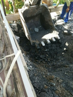 KOMATSU PC200-6 ระบบไฟเต็ม ไม่มีเอกสารราคา 600,000