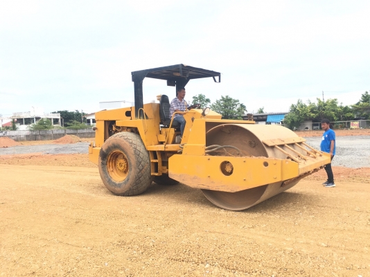 ขาย 365,000 รถบด 10 ตัน DYNAPAC ca 25 เพลาเดียว เครื่อง HO7C TURBO แรง สั้นแรง เอวแน่น ยางดี รถสวยพร้อมใช้ เอกสารซื้อขาย รถอยู่ ปทุมธานี 090-772-3710 090-772-3708 ขาย 365,000 รถบด 10 ตัน DYNAPAC ca 25 เพลาเดียว เครื่อง HO7C TURBO แรง สั้นแรง เอวแน่น ยางดี รถสวยพร้อมใช้ เอกสารซื้อขาย รถอยู่ ปทุมธานี 090-772-3710 090-772-3708