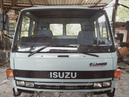 ขาย หัวสิบล้อ ISUZU ร็อคกี้ นางฟ้า สีใหม่ อุปกรณ์ครบ พร้อมใช้งาน