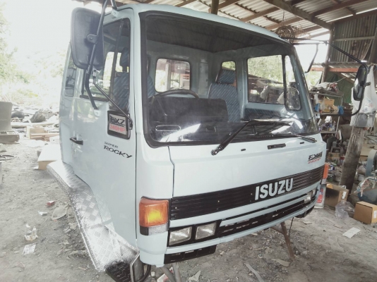 ขาย หัวสิบล้อ ISUZU ร็อคกี้ นางฟ้า สีใหม่ อุปกรณ์ครบ พร้อมใช้งาน