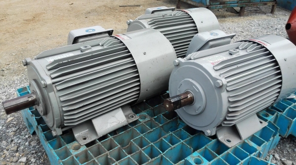 มอเตอร์ไฟฟ้ากำลังมีเบรค Mitsubishi รุ่น SF-JRB ขนาด 10 HP 4 POLE 1430 RPM 380V มีเบรคในตัว