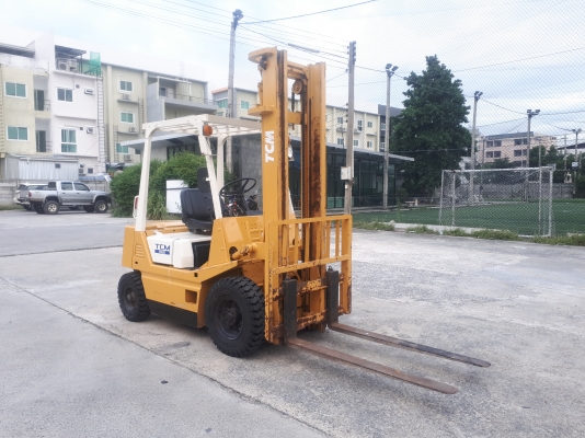 ขายรถโฟล์คลิท์ยี่ห้อ TCM FG20N2