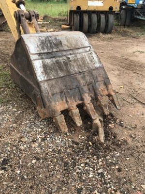 ปิดการขาย!!Komatsu PC200-7 สวยเดิมๆ ใช้งานได้ดี ไฟฟ้าครบ เอกสารเล่มค่ะ