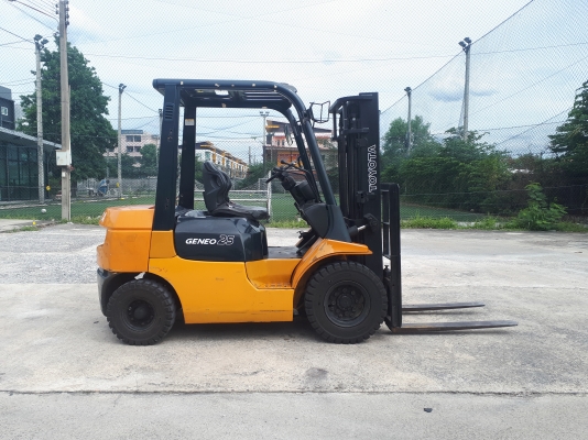 ขายรถโฟล์คลิฟท์ยี่ห้อ TOYOTA 7FD25 ขายรถโฟล์คลิฟท์ยี่ห้อ TOYOTA 7FD25