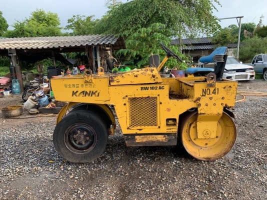 ขาย 175,000 รถบด 2.5 ตัน 4ล้อยาง  หลังเหล็ก BOMAG BW102AC ชีเรียล 211058 สภาพพร้อมใช้  รถอยู่  นครปฐม  โทร 0610710295  สนใจ รายการสินค้า อื่นๆ ที่ เว็ปไชค์ Truck2Hand https://www.truck2hand.com/index.php?actions=content/search&amp;member_id=136193  Facebo