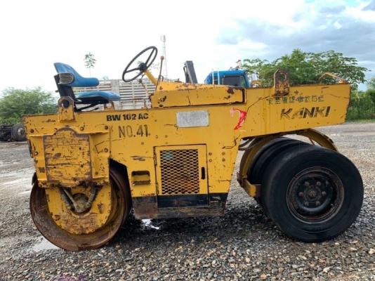 ขาย 175,000 รถบด 2.5 ตัน 4ล้อยาง  หลังเหล็ก BOMAG BW102AC ชีเรียล 211058 สภาพพร้อมใช้  รถอยู่  นครปฐม  โทร 0610710295  สนใจ รายการสินค้า อื่นๆ ที่ เว็ปไชค์ Truck2Hand https://www.truck2hand.com/index.php?actions=content/search&amp;member_id=136193  Facebo