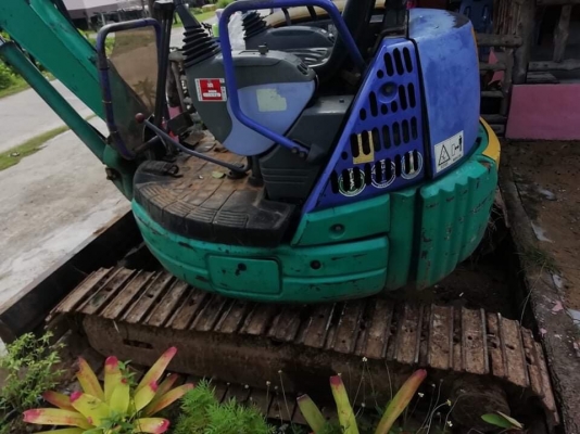 ขาย KOMATSU PC30MR-1 เชคนอกสภาพดีราคา 350,000