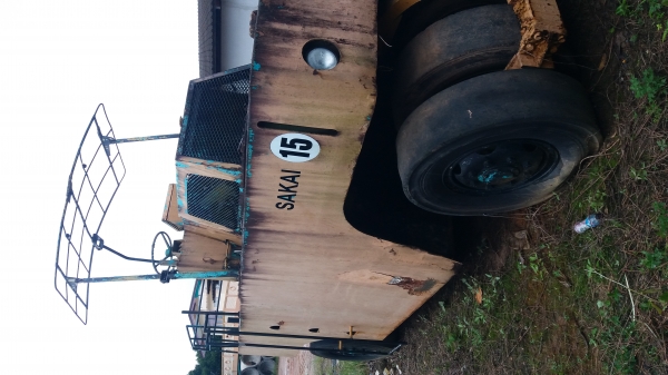 ขาย 185,000 รถบด 9 ล้อ KAWASAKI KR 200-3139 เล่มทะเบียน รถจอดเก่าเก็บต้องเช็คเครื่อง สภาพดีเก่าสี ยางดี เอกสารพร้อมโอน รถอยู่ จันทบุรี 090-772-3710 090-772-3708