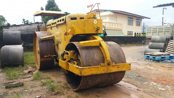 ขาย 235,000 รถบด 3 ล้อเหล็ก เล่มทะเบียน 12.5 ตัน WATANABE DYNAPAC WMOLA10 สั่นสะเทือน 2 เพลา เครื่องดี เกียร์ดี ล้อเหล็กหนา รถสวยพร้อมใช้งาน เอกสารพร้อมโอน รถอยู่ จันทบุรี 090-772-3710 090-772-3708 ขาย 235,000 รถบด 3 ล้อเหล็ก เล่มทะเบียน 12.5 ตัน WATANABE DYNAPAC WMOLA10 สั่นสะเทือน 2 เพลา เครื่องดี เกียร์ดี ล้อเหล็กหนา รถสวยพร้อมใช้งาน เอกสารพร้อมโอน รถอยู่ จันทบุรี 090-772-3710 090-772-3708